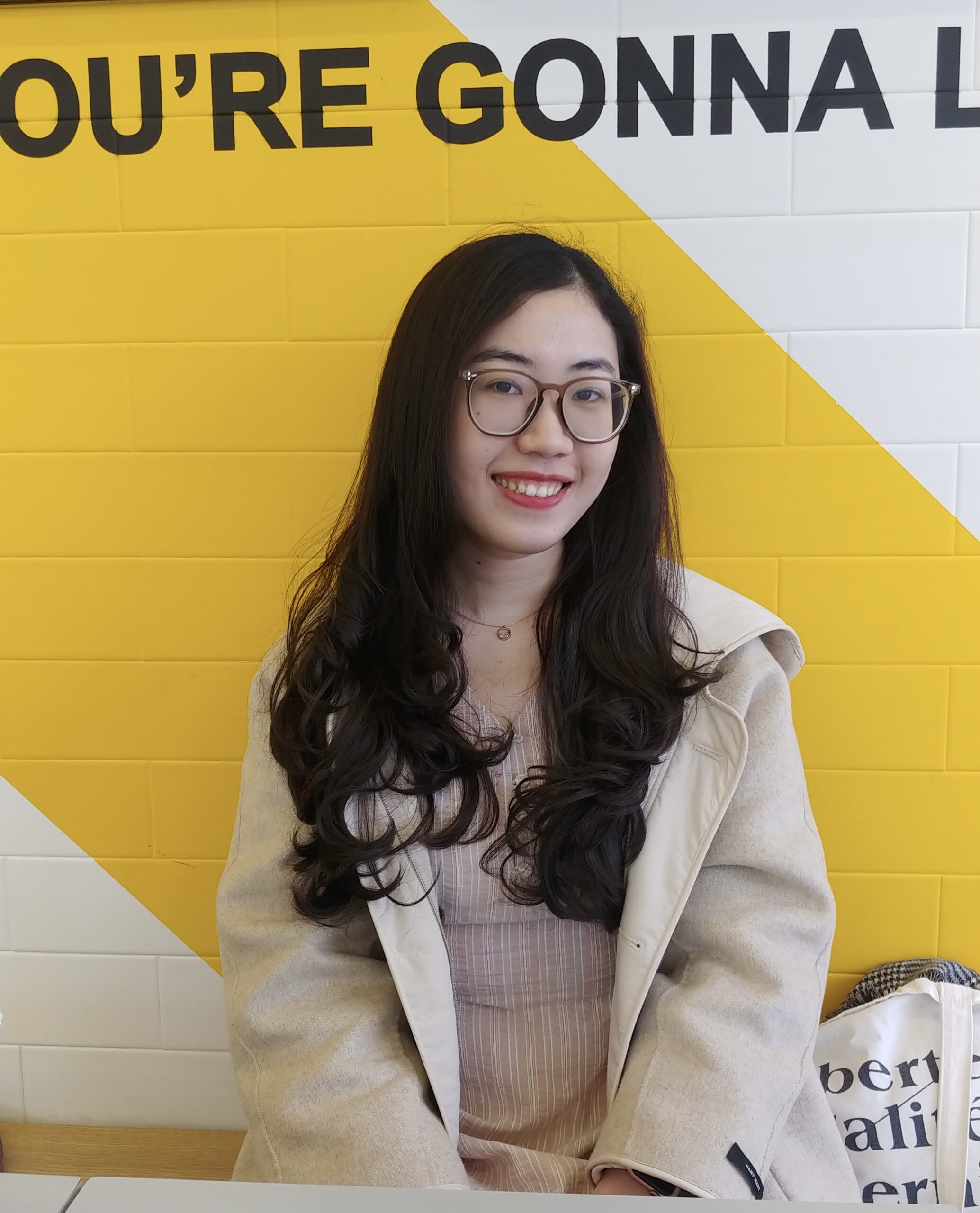 Van Anh Van Anh